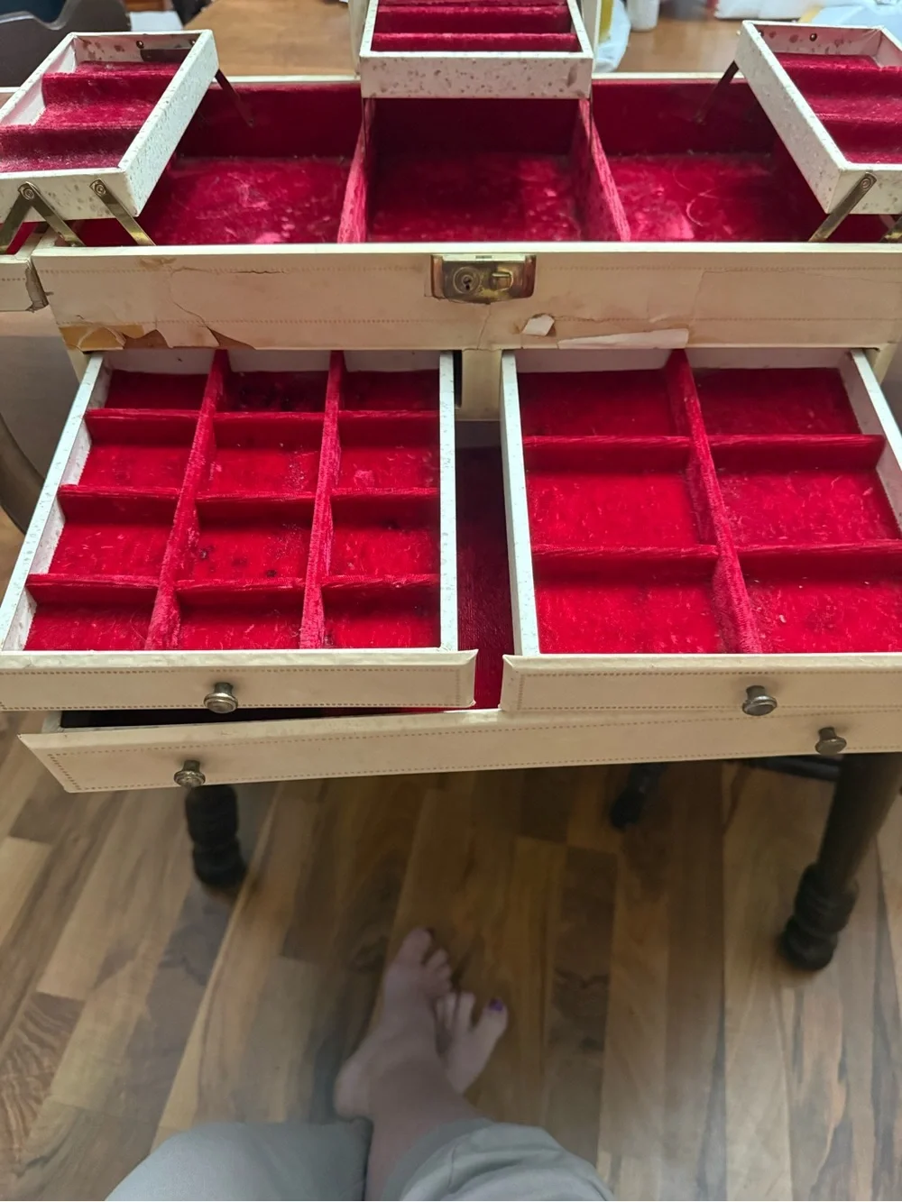 Vintage Mele Cream Jewelry Box Red Velvet Lining Tier Trays Drawers MCM
